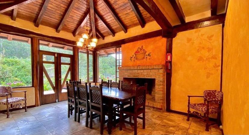 مبيت وإفطار اوتابالو Hacienda San Juan De La Vega المظهر الخارجي الصورة