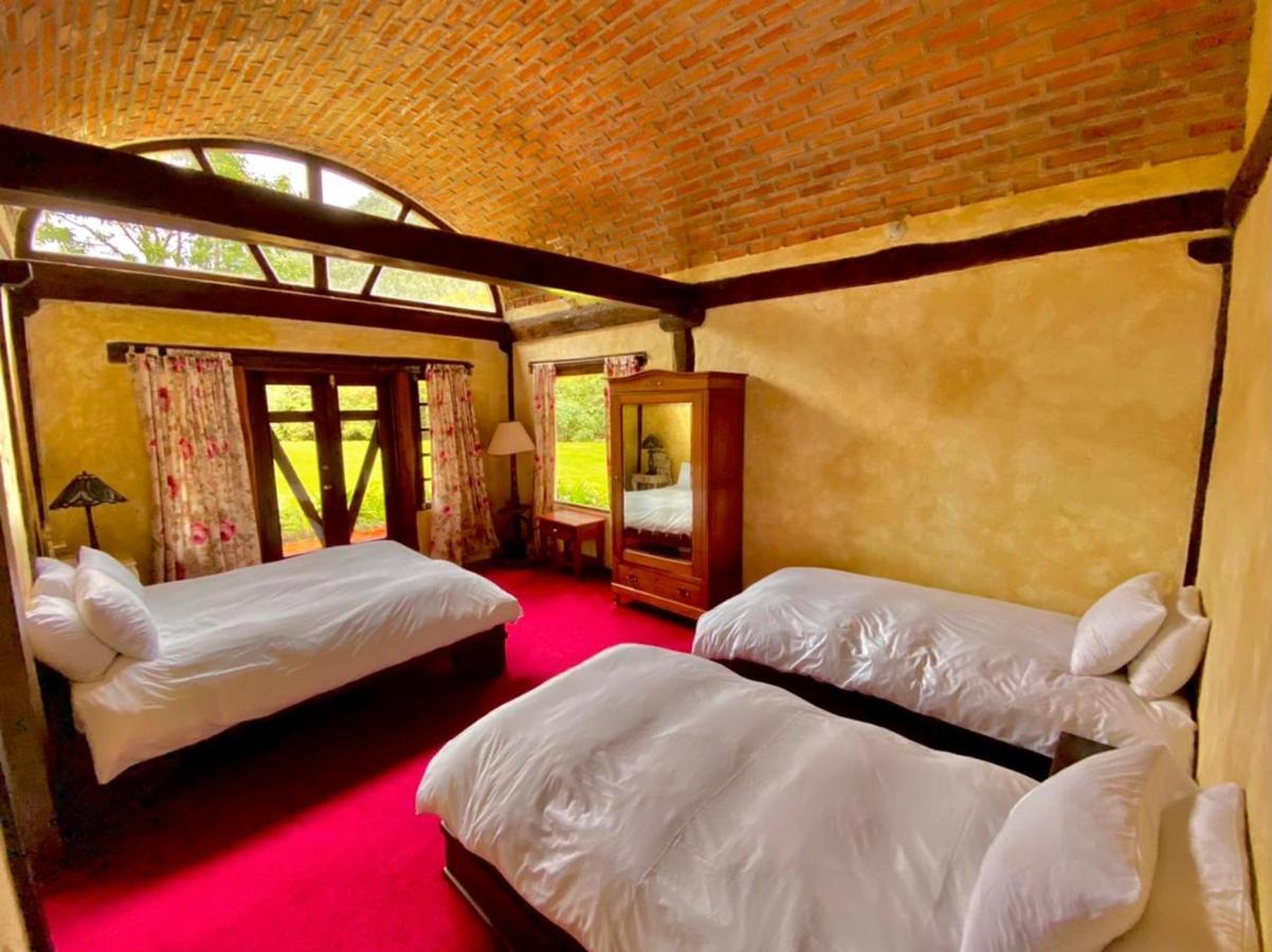 مبيت وإفطار اوتابالو Hacienda San Juan De La Vega المظهر الخارجي الصورة