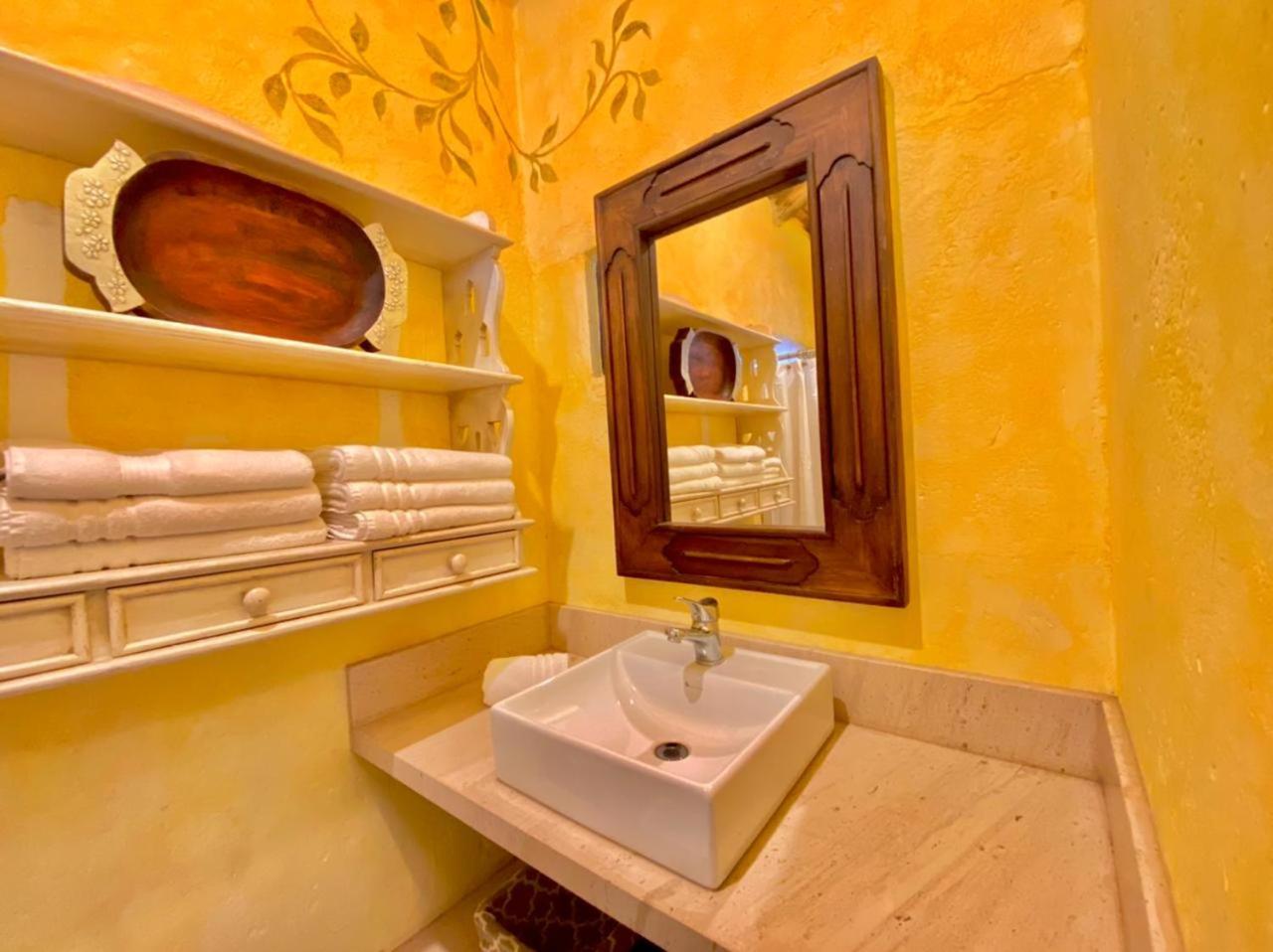 مبيت وإفطار اوتابالو Hacienda San Juan De La Vega المظهر الخارجي الصورة