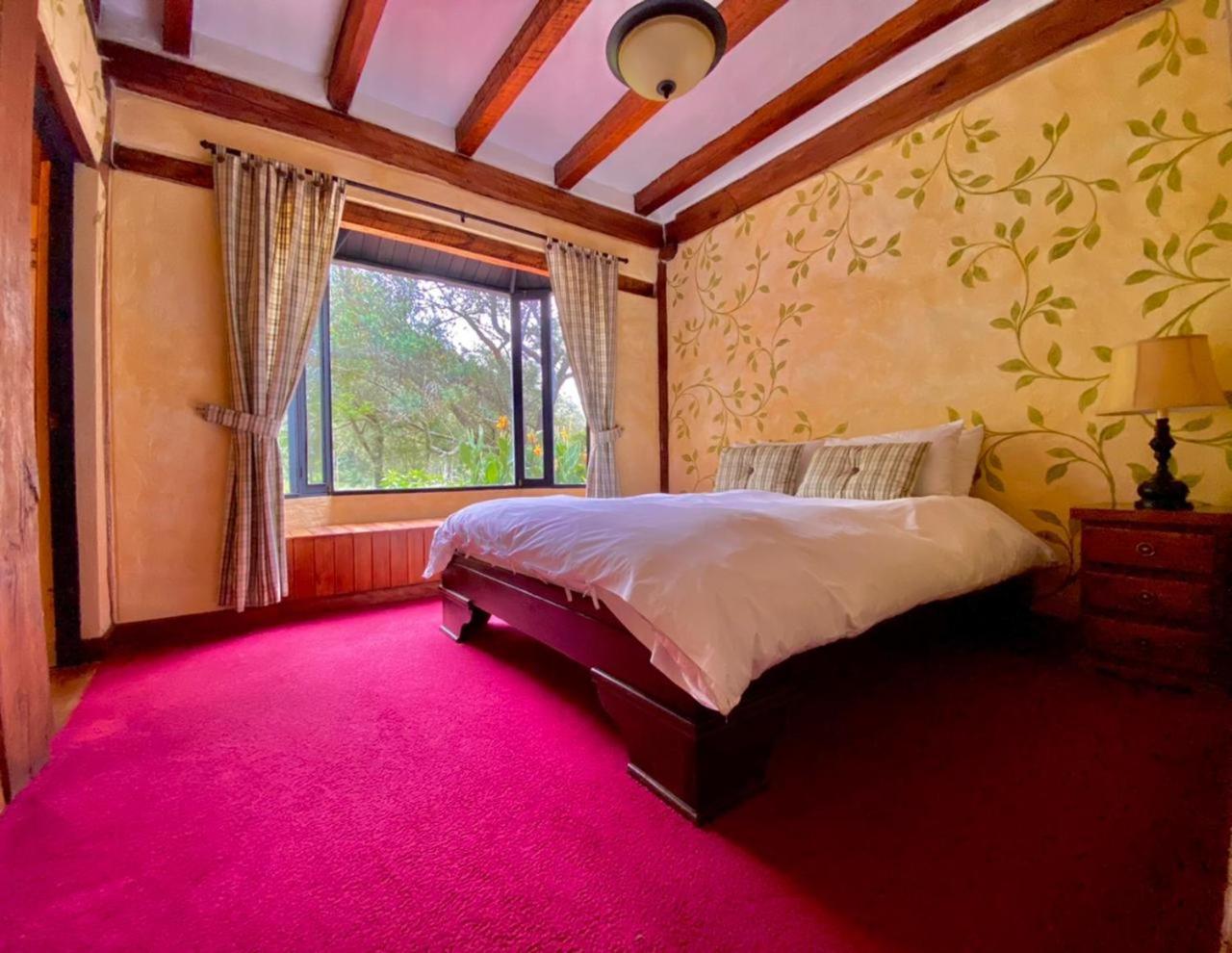 مبيت وإفطار اوتابالو Hacienda San Juan De La Vega المظهر الخارجي الصورة